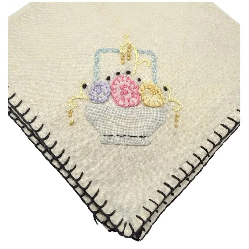 Embroidered Linen Napkins Vintage Easter Basket Embroidery 10 X 10” Set of 4
